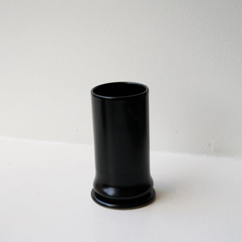 Vase, Dropped black