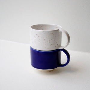 Cup with handle, Indigo