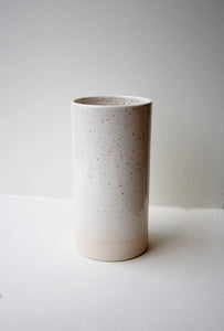 Vase, Vanilla